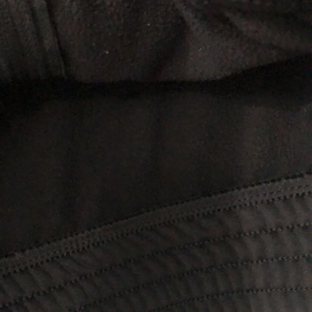 Cropped Athlectic Zip Up Jacket Size Small - Picture 6 of 8